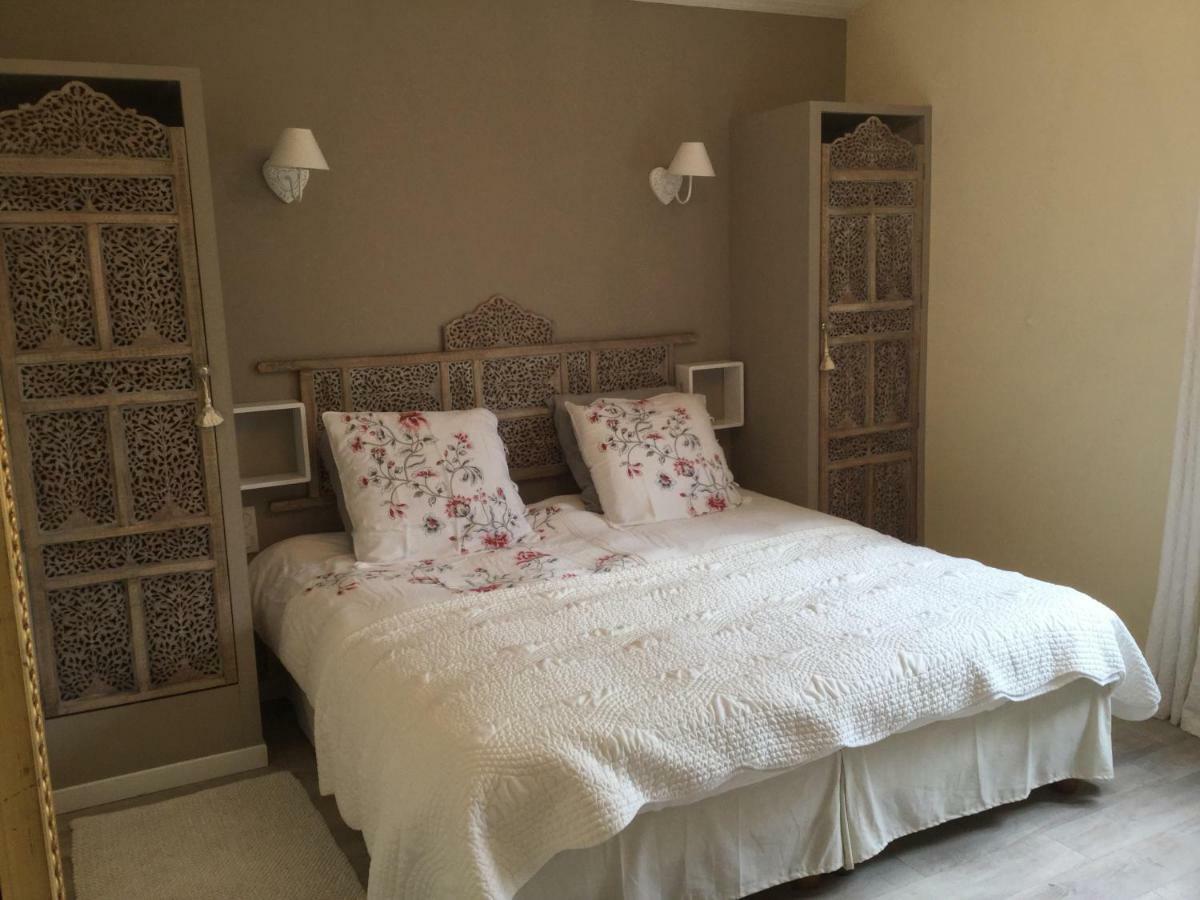 Les Secrets Du Mistral Bed & Breakfast Valensole Ngoại thất bức ảnh
