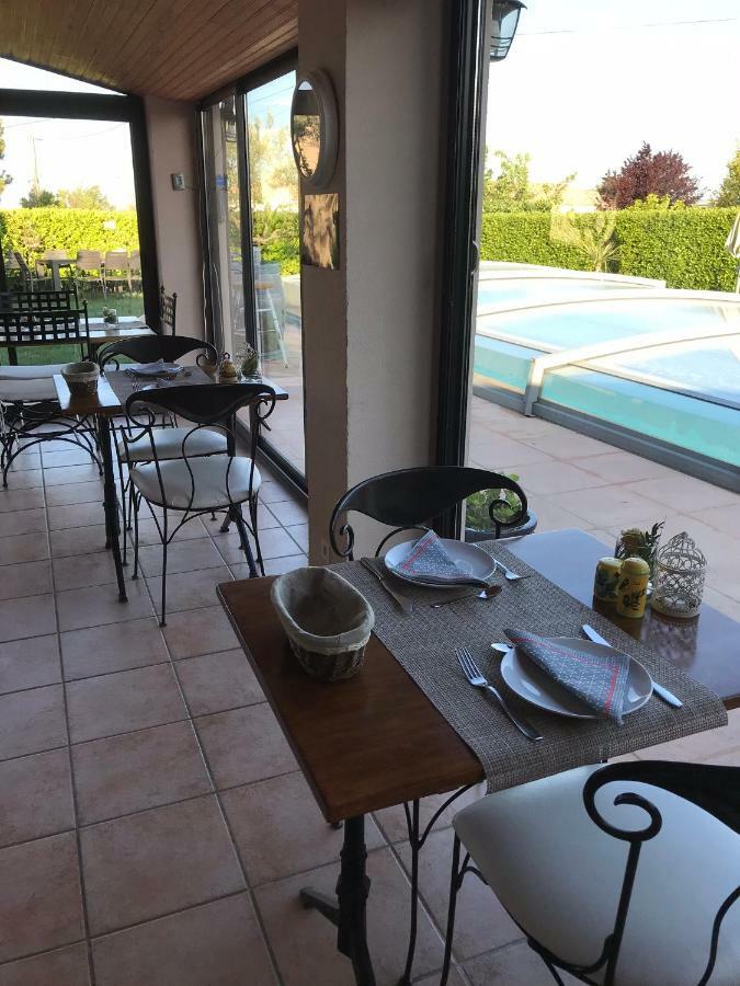 Les Secrets Du Mistral Bed & Breakfast Valensole Ngoại thất bức ảnh
