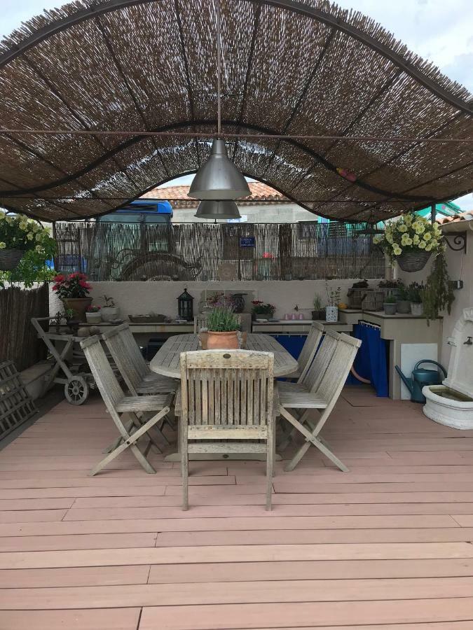 Les Secrets Du Mistral Bed & Breakfast Valensole Ngoại thất bức ảnh