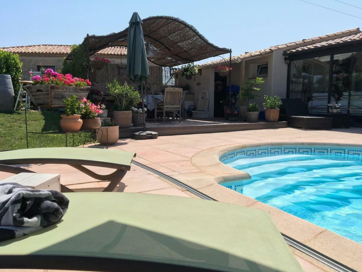 Les Secrets Du Mistral Bed & Breakfast Valensole Ngoại thất bức ảnh
