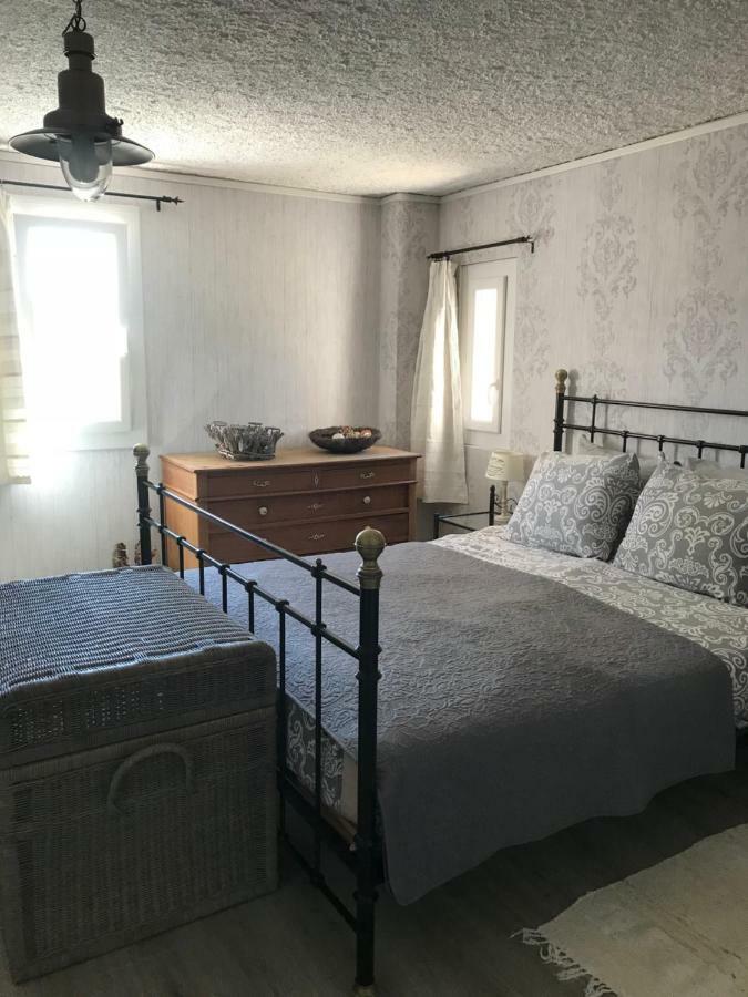 Les Secrets Du Mistral Bed & Breakfast Valensole Ngoại thất bức ảnh